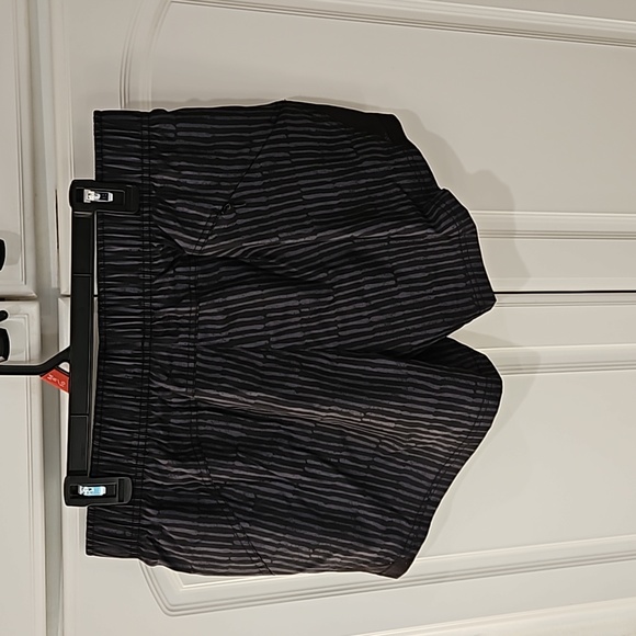 NWT Women's Athletic Shorts - Picture 2 of 5